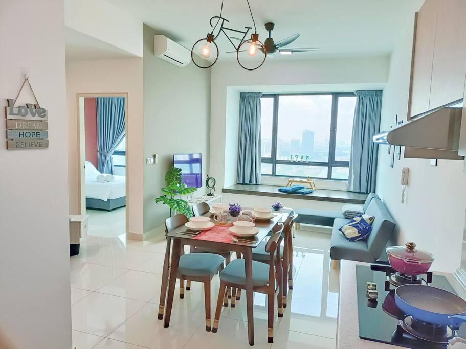 Greenfield Residence Sunway 2-5 Pax By Convivial Staycation B08 Petaling Jaya Exterior photo